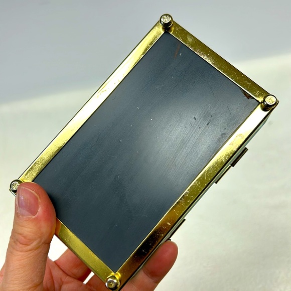 5” Glass and mirrored bottom jewelry/trinket box with gold tone edges and feet - Picture 5 of 6